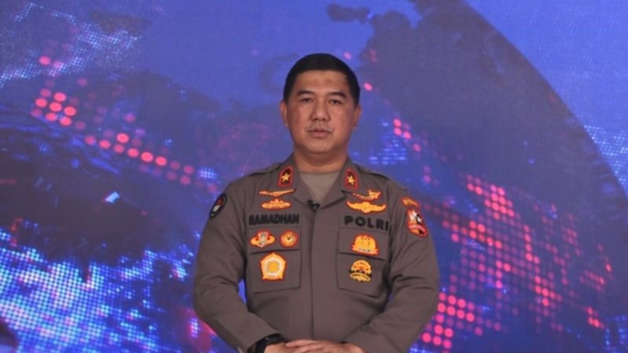 Tangkapan layar - Karopenmas Divisi Humas Polri Brigjen Pol. Ahmad Ramadhan menyampaikan keterangan pers terkait ledakan bom Polsek Astanaanyar, Bandung, Jawa Barat, seperti dipantau di Jakarta, Rabu (7/12/2022). (ANTARA/Laily Rahmawaty)