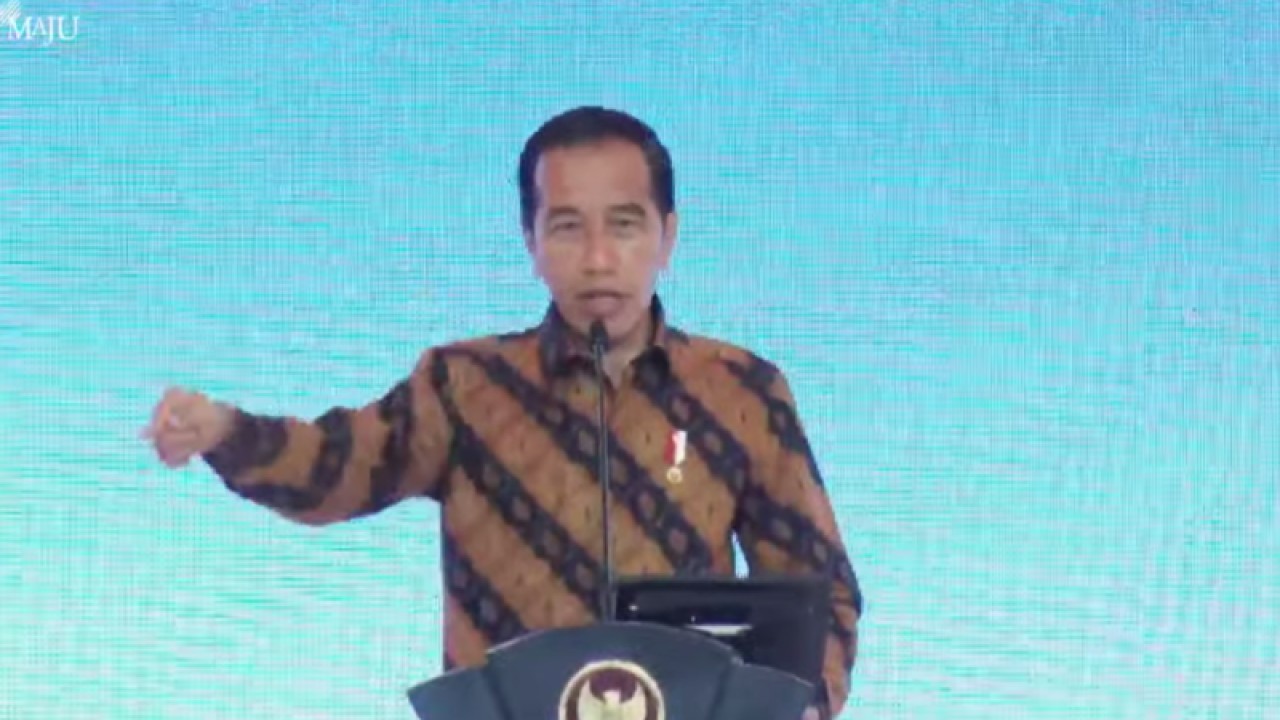 Tangkapan Layar - Presiden RI Joko Widodo (Jokowi) di acara Outlook Perekonomian Indonesia Tahun 2023, di Jakarta, Rabu (21/12/2022). ANTARA/Indra Arief.