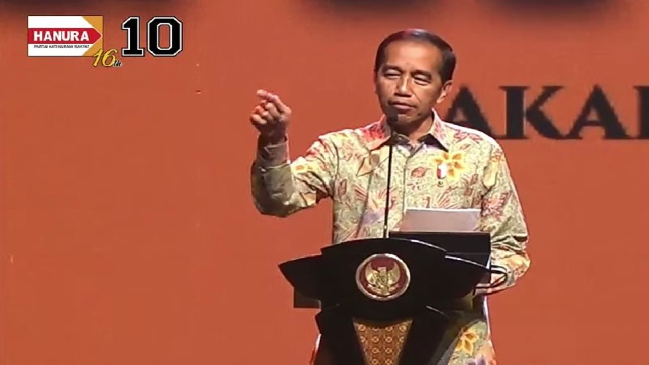 Tangkapan layar Presiden RI Joko Widodo saat menghadiri HUT Ke-16 Partai Hanura di Jakarta Convention Center, Jakarta, Rabu (21-12-2022). ANTARA/Rangga Pandu Asmara Jingga