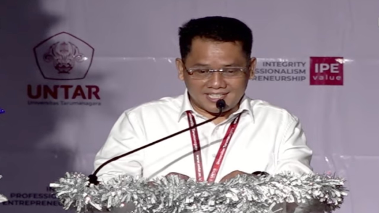 Rektor Universitas Tarumanagara (Untar), Prof Agustinus Purna Irawan, pada perayaan Natal 2022 di Jakarta, Kamis (15/12/2022) (ANTARA/Indriani)