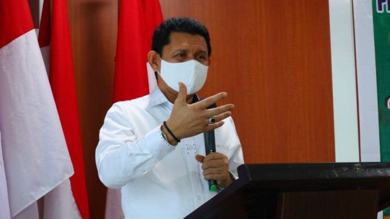 Guru Besar sekaligus Rektor UIN Datokarama Profesor Sagaf S Pettalongi (ANTARA/HO-Kiswanto)