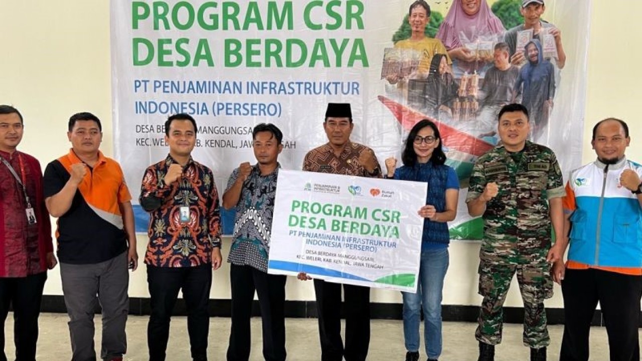 PT Penjaminan Infrastruktur Indonesia (Persero) atau PT PII berkolaborasi bersama Rumah Zakat menjalankan program Corporate Social Responsibility (CSR) untuk memberdayakan ekonomi masyarakat di Desa Berdaya Manggungsari, Kendal. (PT PII)