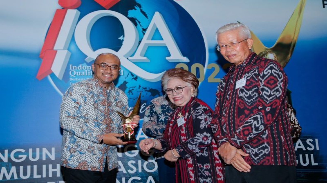 PT Pupuk Indonesia (Persero) berhasil mempertahankan sebagai industry leader dalam ajang Indonesian Quality Award (IQA) ke-18 tahun 2022. ANTARA/HO-Pupuk Indonesia