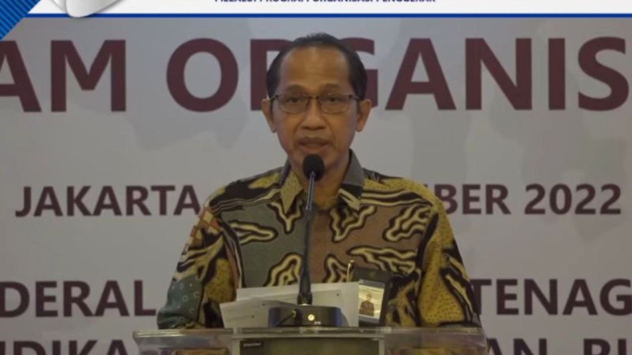 Tangkapan layar - Direktur Guru Pendidikan Dasar Kemendikbudristek Rachmadi Widdiharto dalam Seminar Nasional "Gotong Royong Memajukan Pendidikan melalui Program Organisasi Penggerak", Rabu (14/12/2022) (ANTARA/Suci Nurhaliza)