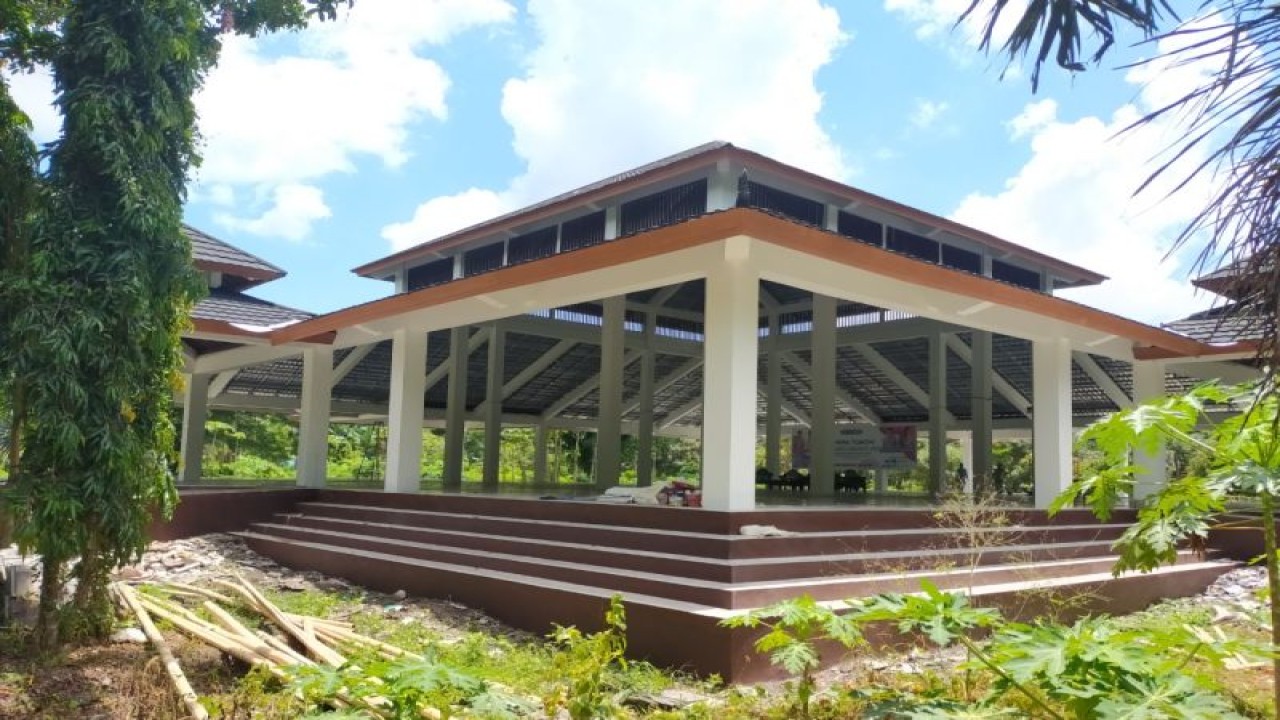 "Bale Budaya" di Ruang Terbuka Hijau (RTH) Pagutan Kota Mataram, Provinsi Nusa Tenggara Barat, mulai dimanfaatkan tahun 2023. (Foto: Diskominfo)