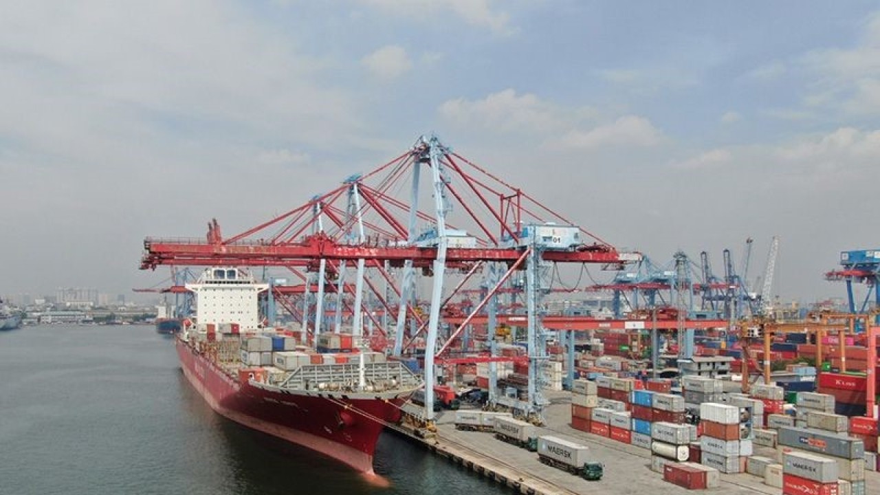 Salah satu terminal peti kemas dibawah naungan PT Pelindo Terminal Petikemas (SPTP). ANTARA/HO-Pelindo/aa. (Handout SPTP)