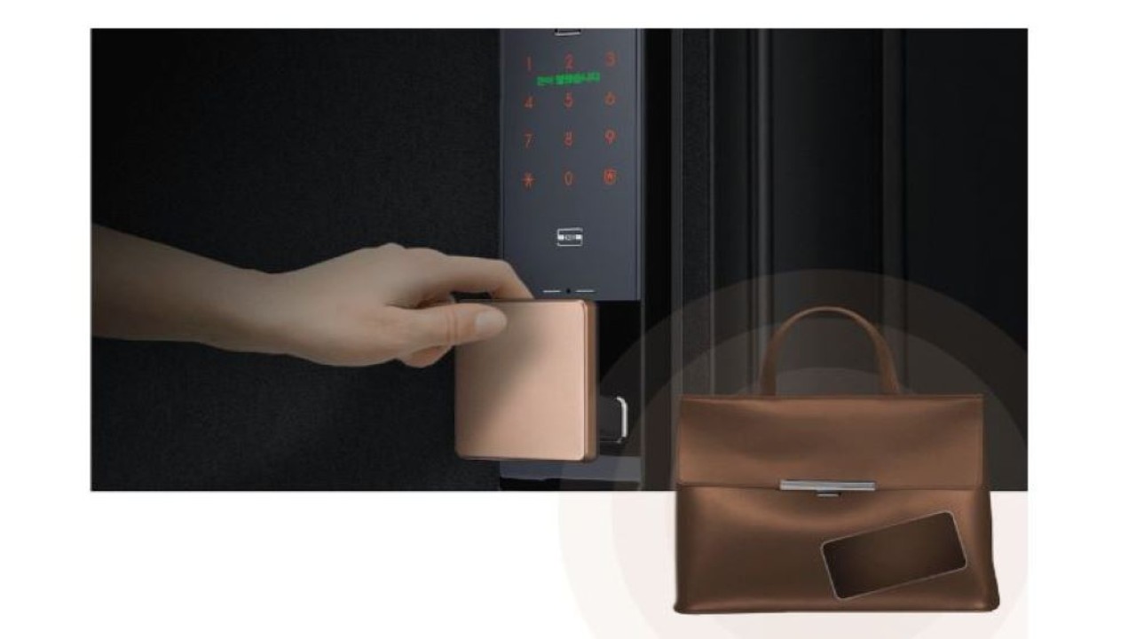 Samsung bekerja sama dengan Zigbang dalam menghadirkan kunci pintu pintar dengan chip Ultra-Wide Band (UWB).  (Gizmochina)