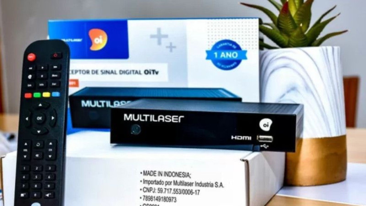 Set Top Box buatan perusahaan Indonesia yang diekspor ke Brazil. (ANTARA/HO-Humas Kemenperin/am.)