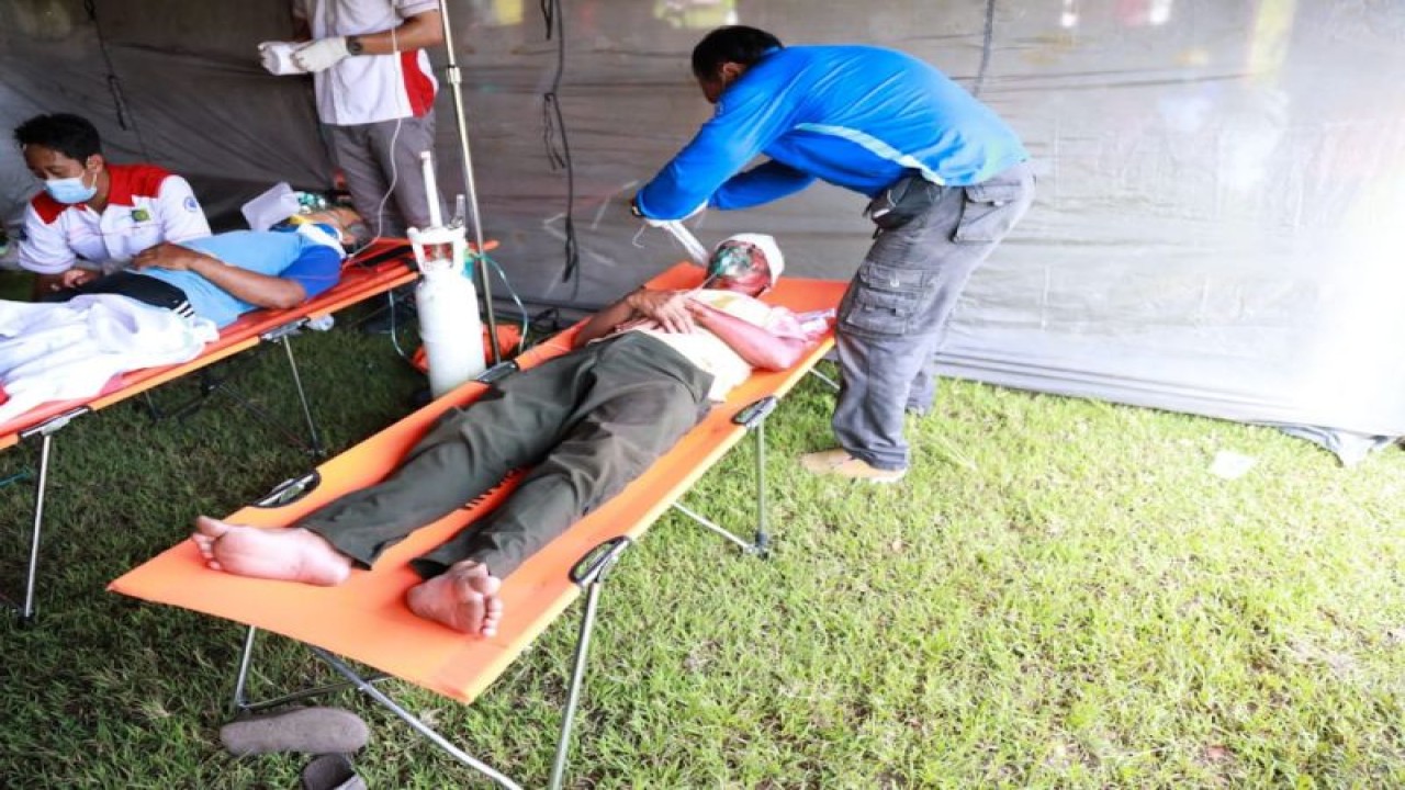 Simulasi penanganan bencana oleh BPBD Kota Kediri. ANTARA/ HO-Kominfo Kota Kediri