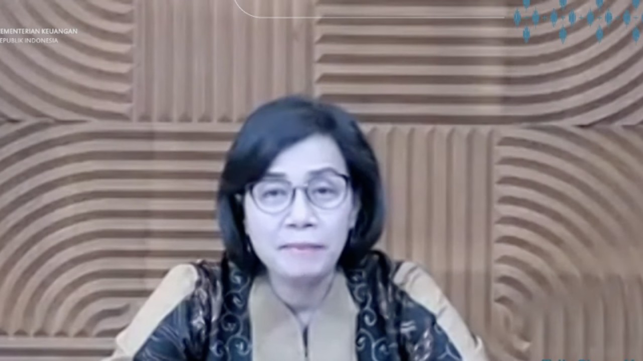 Tangkapan layar Menteri Keuangan Sri Mulyani saat menyampaikan sambutan secara virtual dalam Talkshow Hari Ibu : Perempuan Berdaya, Indonesia Maju yang diselenggarakan Kementerian Keuangan, Kamis. (ANTARA/YouTube Kemenkeu RI)