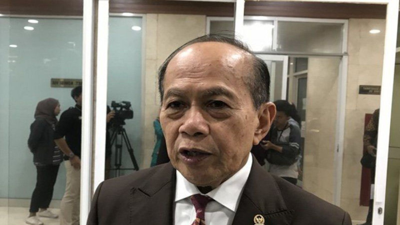 Wakil Ketua MPR RI Syariefuddin Hasan atau Syarief Hasan. (ANTARA/Kuntum Khaira Riswan/am)