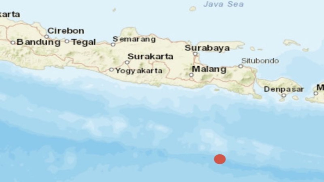 Tangkapan layar titik gempa magnitudo 6,2 yang berlokasi di 223 kilometer arah selatan, Kota Jember, Jawa Timur, Selasa (6/12/2022). (FOTO ANTARA/HO-BMKG)