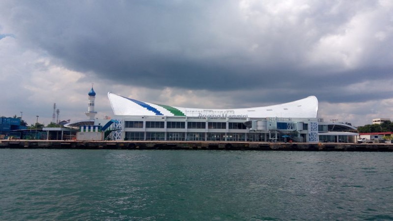 Terminal Penumpang Anging Mammiri, Makassar, Sulawesi Selatan. ANTARA/HO Pelindo.
