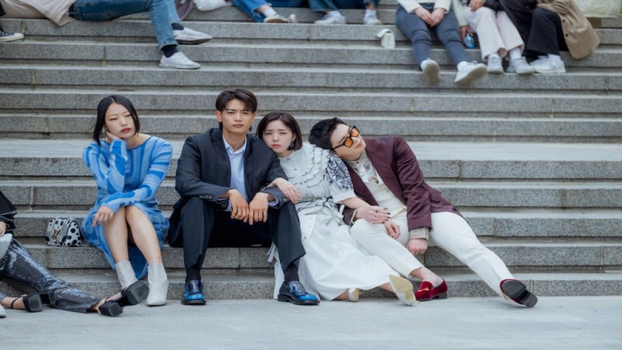 Serial "The Fabulous" yang dibintangi Choi Min-ho SHINee, Chae Soo-bin, Lee Sang-won dan Park Hee-jung. (Netflix)
