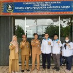 Tim Ombudsman Kepri saat mengunjungi kantor Cabang Dinas Pendidikan Provinsi Kepri di Natuna, Selasa (6/12). (ANTARA/HO-Humas Ombudsman Kepri/Cherman)-1670470386