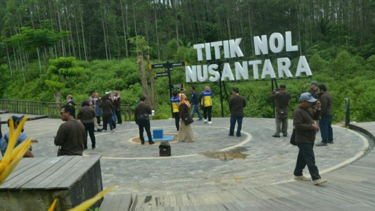 Titik Nol Nusantara yang saat ini masih masuk wilayah Kabupaten PPU, Kalimantan Timur. (ANTARA / M Ghofar)