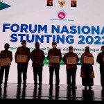 Wabup Sinjai terima penghargaan di Forum Nasional Stunting 2022-1670381682