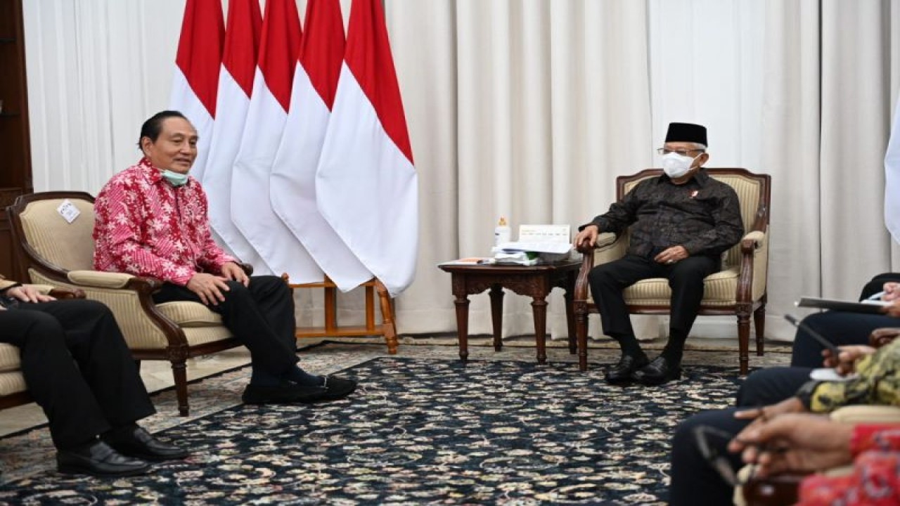 Wakil Presiden RI Ma’ruf Amin saat menerima Yayasan Pengembangan Budaya Minahasa di Jakarta, Selasa (13-12-2022). ANTARA/HO-BPMI Setwapres