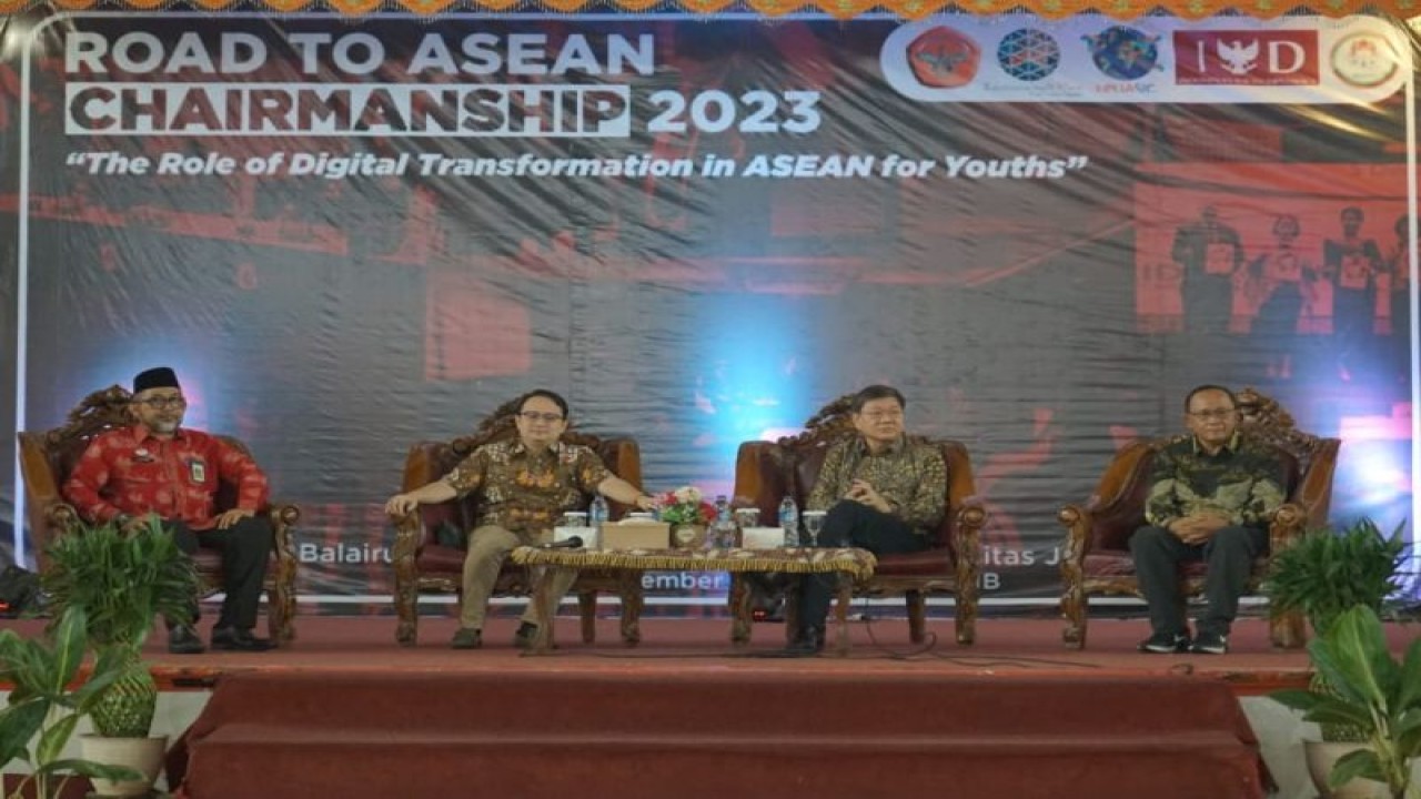 Wamendag Jerry Sambuaga saat Road to ASEAN Chairmanship 2023 di Unja  Duta Besar Singapura untuk Indonesia H.E. Kwok Fook Seng (ANTARA/HO/UNJA)