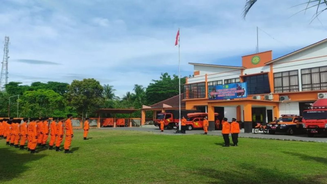 Apel Pelepasan Siaga SAR Khusus Natal 2022 dan Tahun Baru 2023 di Kantor Badan Nasional Pencarian dan Pertolongan (Basarnas) Yogyakarta, Senin (19/12/2022) (ANTARA/HO-Humas Basarnas Yogyakarta)