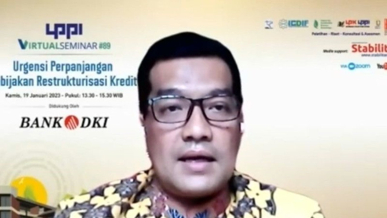 Wakil Ketua Asosiasi Asuransi Umum Indonesia (AAUI) Bidang Information and Applied Technology Dody Dalimunthe dalam acara "LPPI Virtual Seminar #89" di Jakarta, Kamis (17/1/2023). ANTARA/Agatha Olivia Victoria