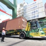Aktivitas di Terminal Teluk Lamong. (ANTARA/HO-Humas PT Terminal Teluk Lamong)-1674035282