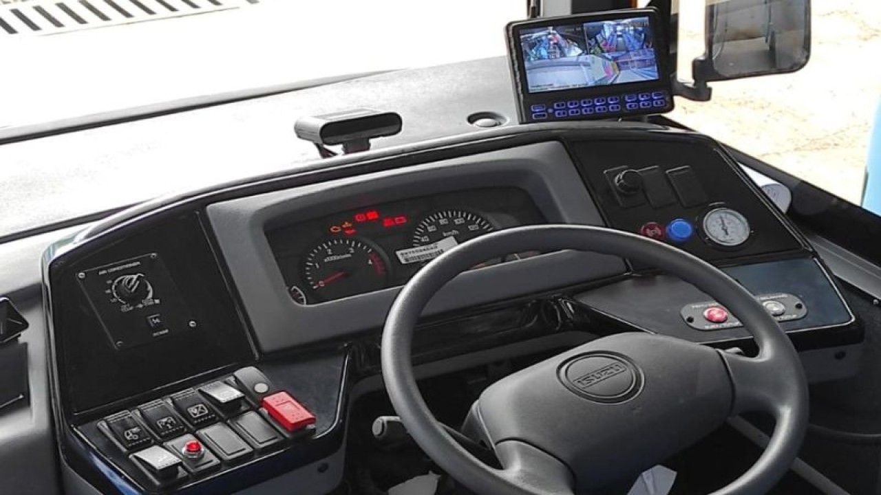 Armada dari Trans Koetaradja yang menggunakan sistem keamanan canggih dari PT TKDN (ANTARA/HO)