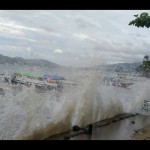 Arsip Foto. Gelombang menghempas daerah pesisir Gorontalo Utara. (ANTARA/Susanti Sako)-1674367857