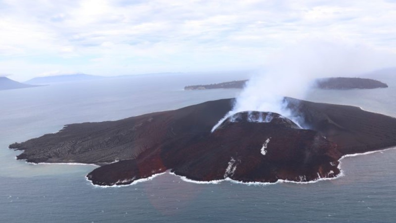 Arsip Foto. Gunung Anak Krakatau di Provinsi Lampung. (ANTARA/HO BNPB)