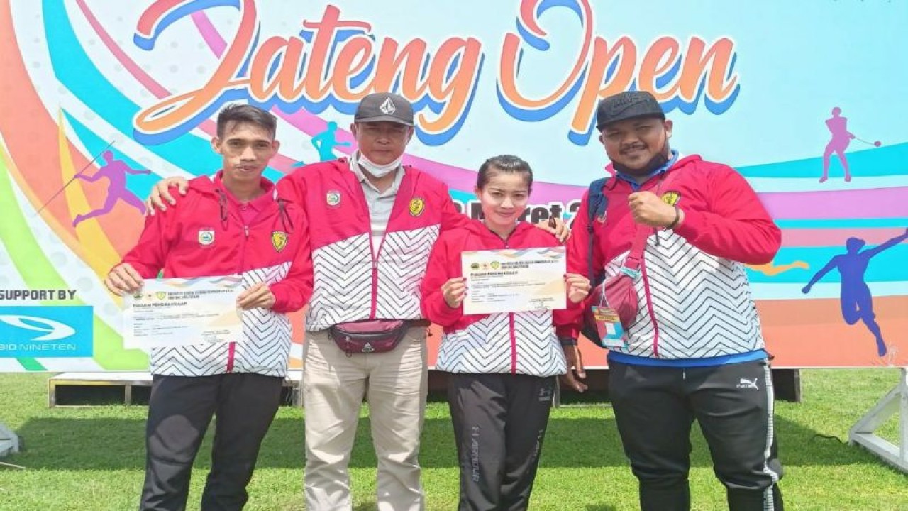 Atletik senior Sulawesi Selatan saat berlaga di Kejurnas Jateng 2022.ANTARA/HO-PASI Sulsel