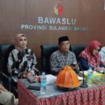 Bawaslu Sulbar tingkatkan kualitas panwaslu kecamatan-1675127898
