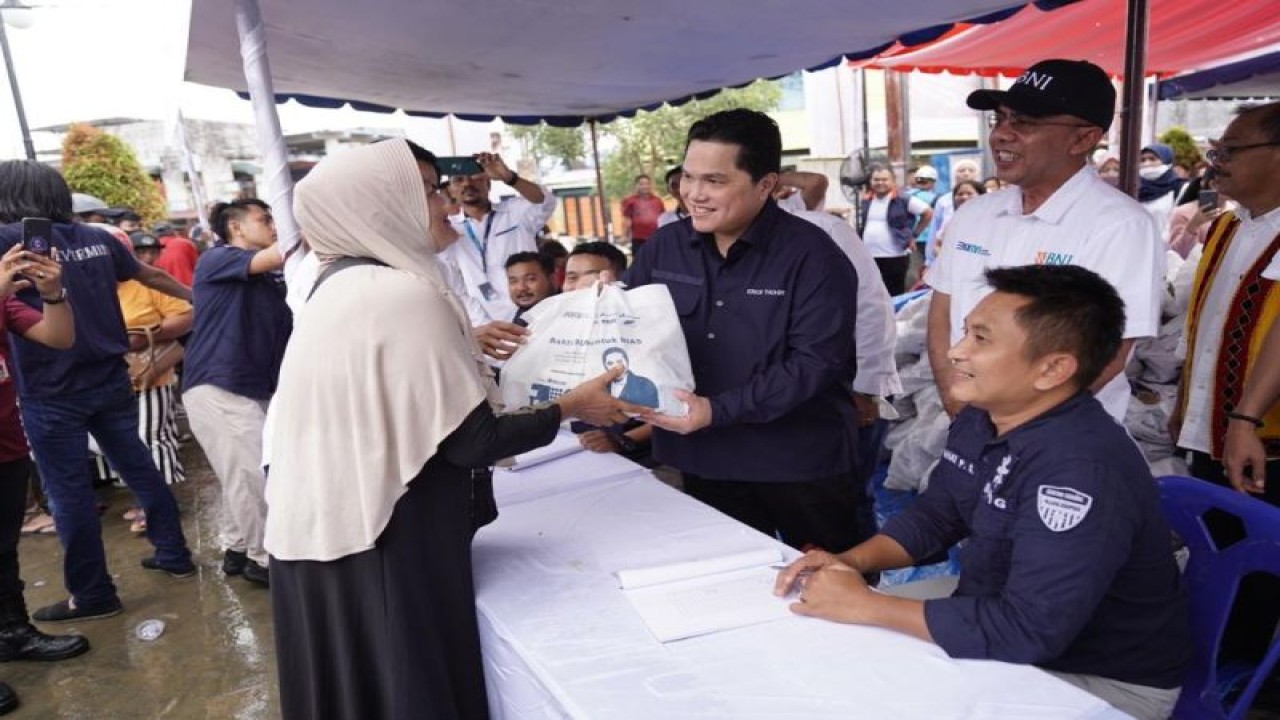 PT Bank Negara Indonesia (Persero) Tbk atau BNI menyelenggarakan program Bakti BUMN dalam rangka memeriahkan Bazaar UMKM dan Pasar Murah untuk Rakyat yang digelar di Taman Kota Gunungsitoli, Nias, Sumatera Utara. (BNI)