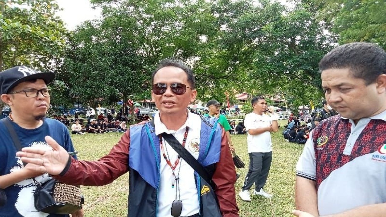 CEO Kalteng Putra FC Agustiar Sabran. (ANTARA/Adi Wibowo)