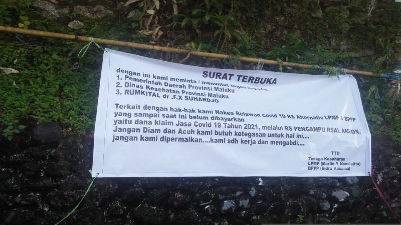 Pembayaran jasa COVID-19 tahun 2021 untuk nakes di RSUD Haulussy maupun nakes relawan jasa COVID-19 di RS alternatif LPMP dan BPPP Maluku. (5/1) (ANTARA/daniel/)