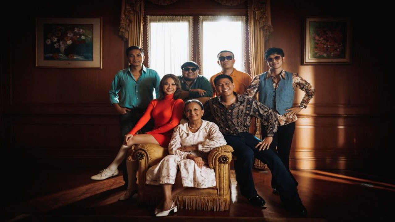 Diskoria bersama Laleilmanino, serta BCL menghadirkan lagu perayaan menyambut babak baru "Badai Telah Berlalu". (ANTARA/HO/Suara Disko)