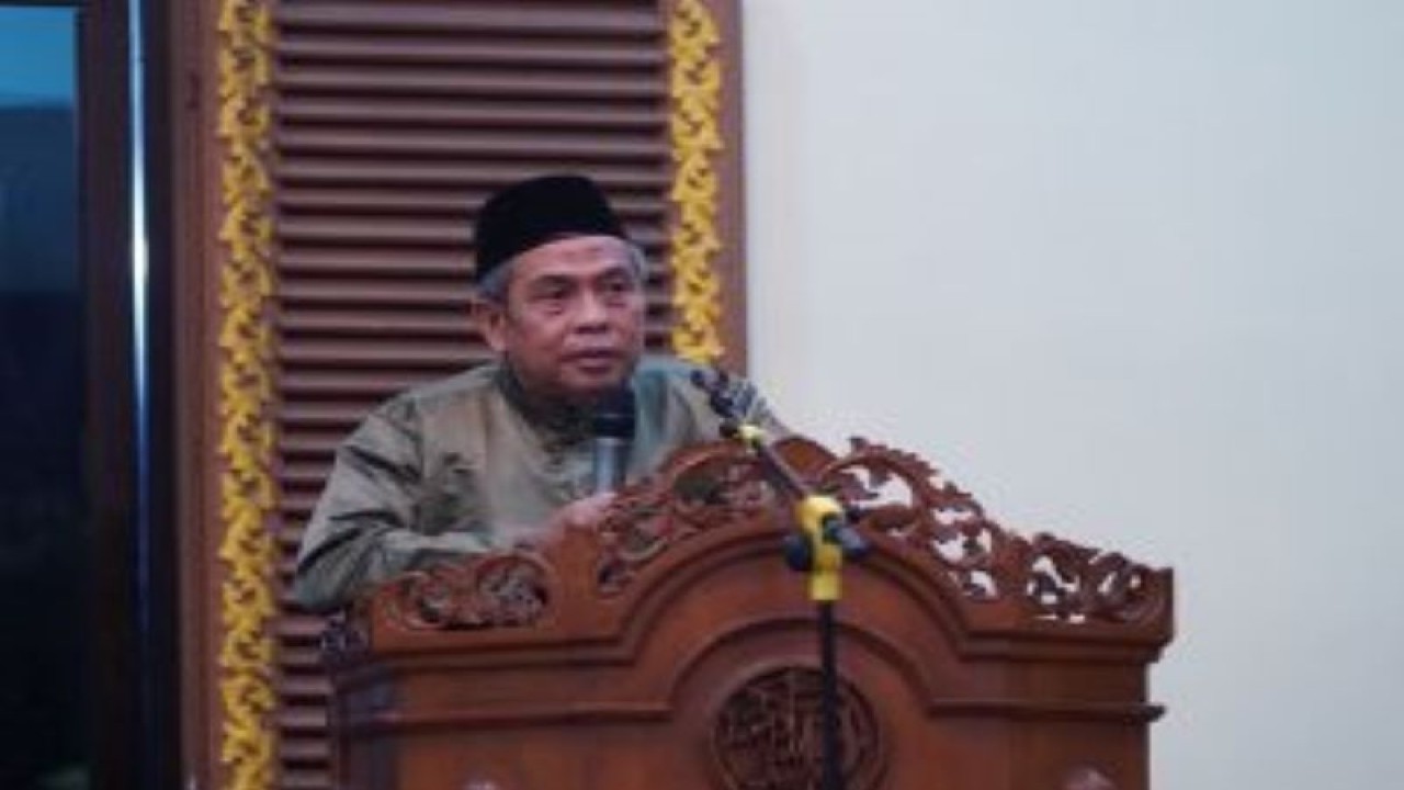 Ketua Dewan Pimpinan Daerah (DPH) Lembaga Adat Melayu Riau (LAMR) Datuk Seri Taufik Ikram Jamil . Antara/HO-Humas LAMR.