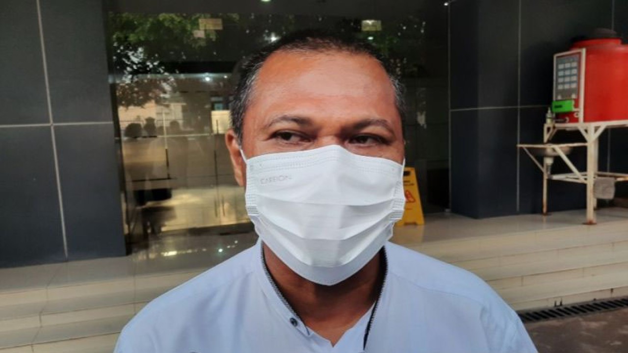 Kepala Dinas Pengendalian Penduduk dan Keluarga Berencana (DPPKB) Kabupaten Tangerang, dr Hendra Tarmizi (ANTARA/Azmi Samsul Maarif)