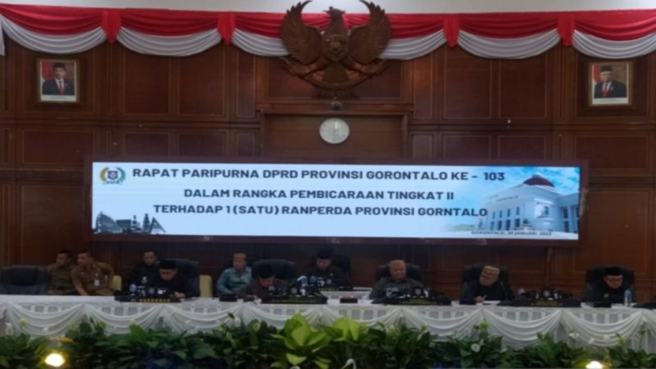 Rapat Paripurna DPRD Provinsi Gorontalo ke-103 dalam rangka pembicaraan tingkat II tentang Ranperda Provinsi Gorontalo. ANTARA/HO-Humas DPRD