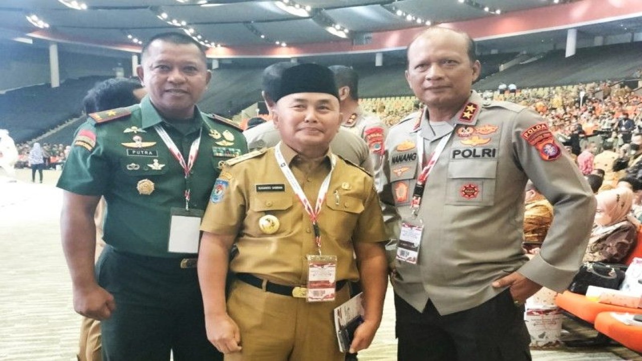 Gubernur Kalteng Sugianto Sabran bersama Forkopimda di Bogor, Jawa Barat, (17/1/2023). (ANTARA/Dokumentasi Pribadi)