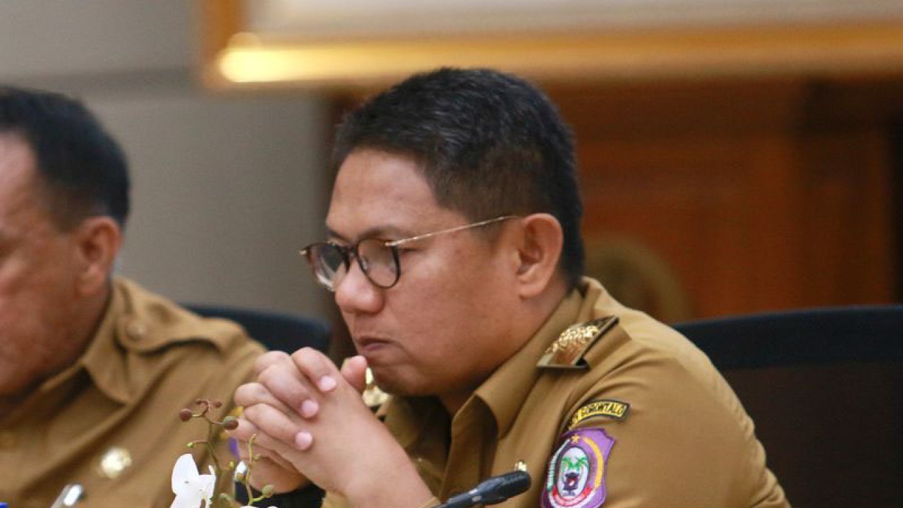 Penjabat Gubernur Gorontalo Hamka Hendra Noer. (ANTARA/Adiwinata Solihin)