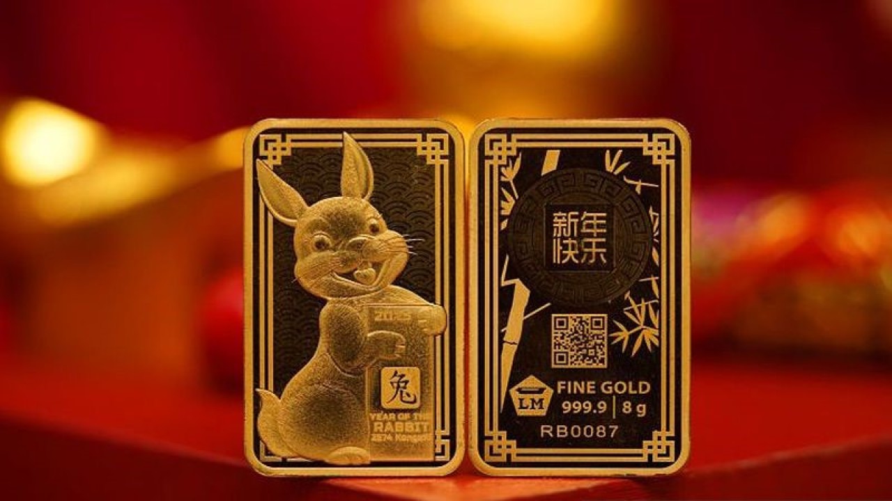 Ilustrasi - Emas batangan tematik seri Imlek tahun 2023 Masehi/2574 Kongzili dengan desain tiga dimensi (3D) pertama di Indonesia oleh PT Aneka Tambang Tbk (ANTAM). ANTARA/HO-ANTAM/aa.