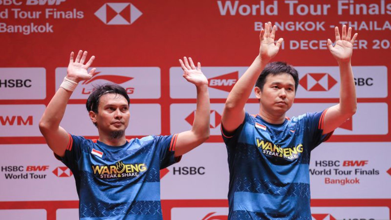 Pebulu tangkis ganda putra Indonesia Mohammad Ahsan (kiri) dan Hendra Setiawan. ANTARA FOTO/Handout/Humas PBSI/app/hp.