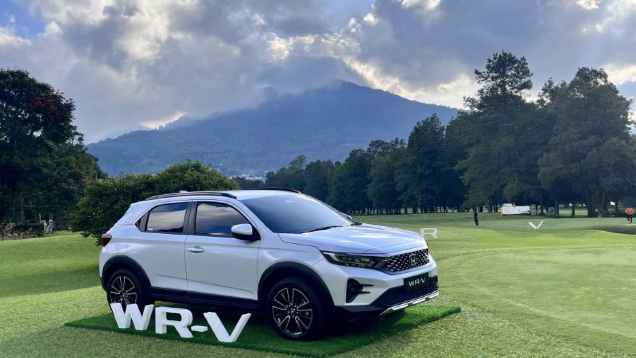 Honda WR-V di Bali, Senin (19/12/2022) (ANTARA/Nanien Yuniar)
