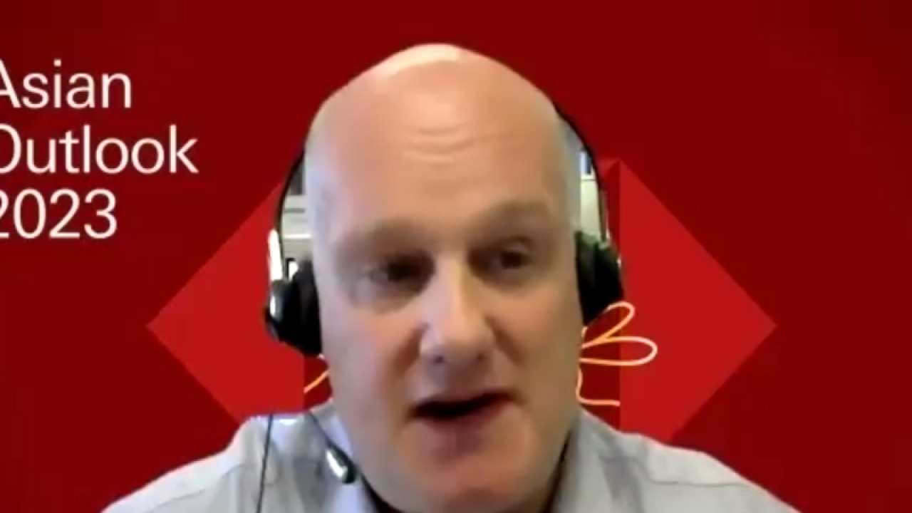 Kepala Strategi Ekuitas Asia Pasifik HSBC Herald van der Linde dalam media briefing "Asian Outlook 2023" yang dipantau secara daring di Jakarta, Senin (16/01/2023). (ANTARA/Agatha Olivia Victoria)