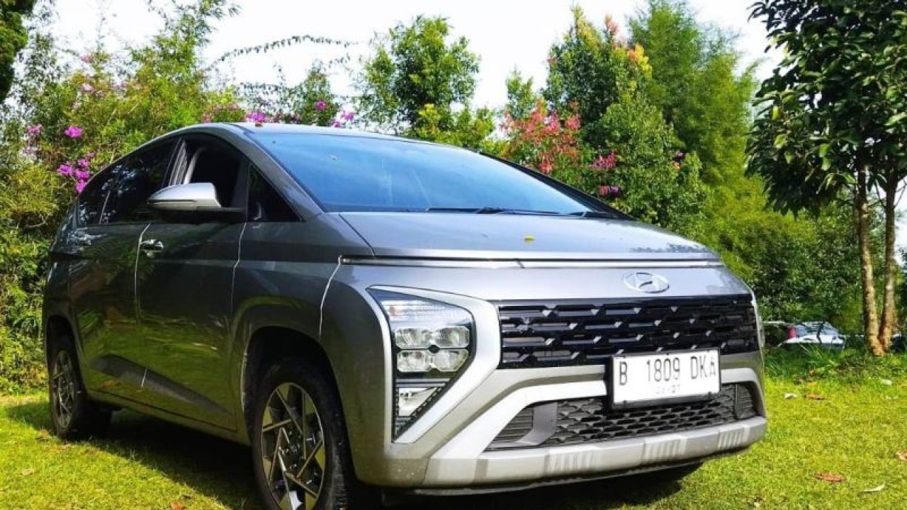Hyundai Stargazer (ANTARA/ALVIANSYAH PASARIBU)