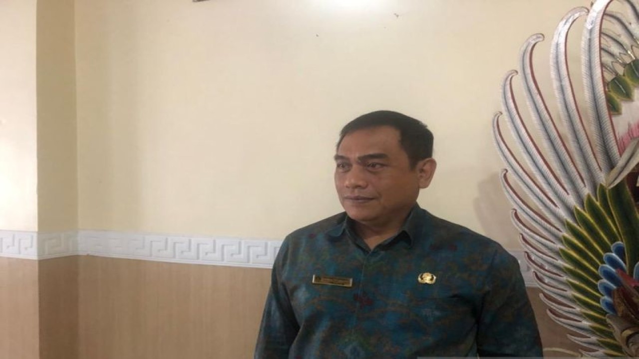 Kepala Dinas Kesehatan Provinsi Bali I Nyoman Gede Anom saat diwawancara di Denpasar. ANTARA/Ni Putu Putri Muliantari