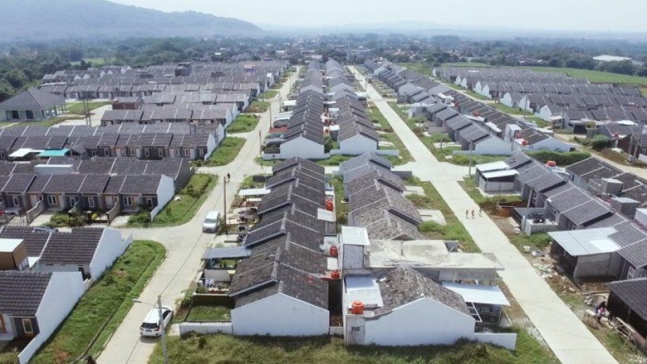 Ilustrasi - Deretan unit rumah subsidi. ANTARA/HO-Kementerian PUPR.