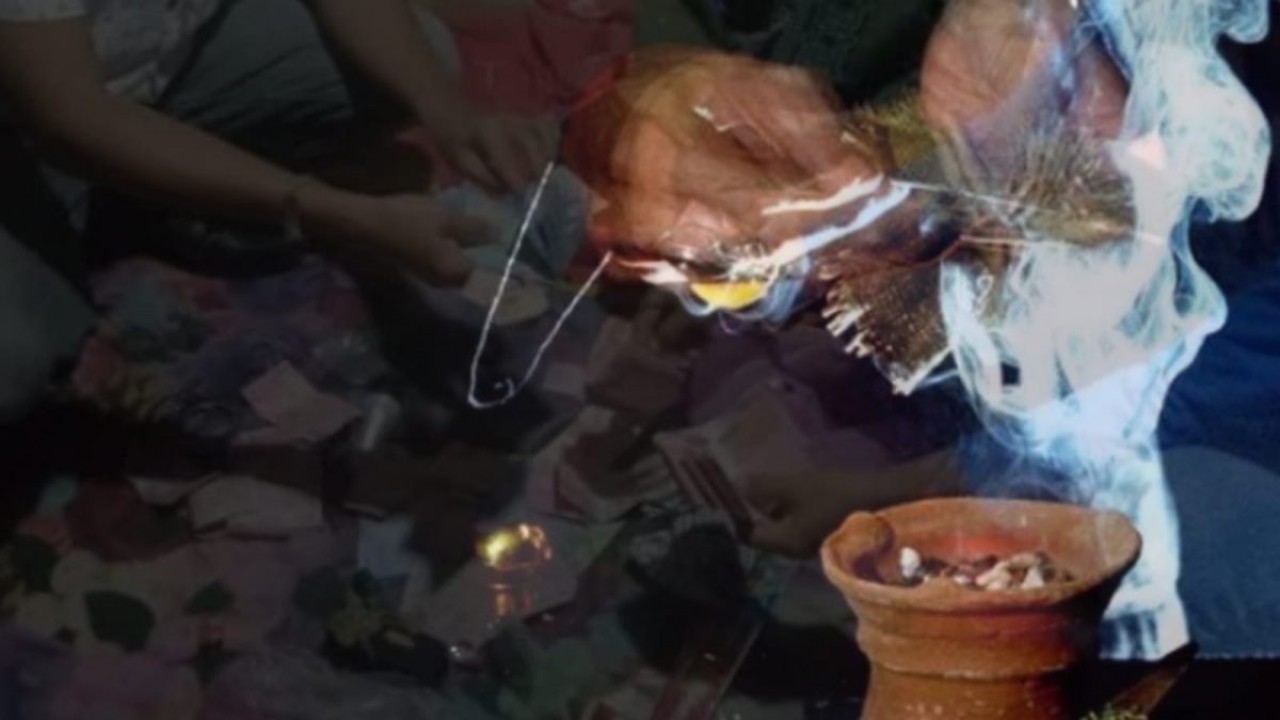 Ilustrasi dukun sedang melakukan ritual/ist
