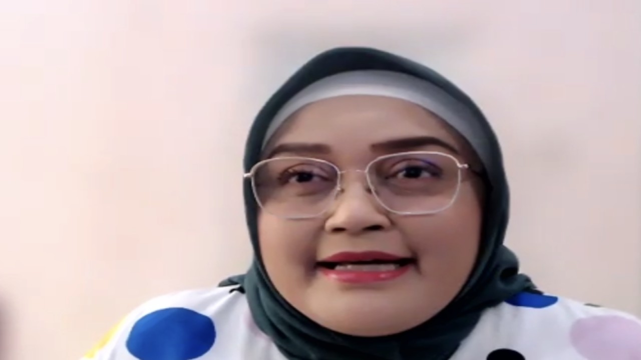 Tangkapan layar Dirjen PHI dan Jamsos Kemnaker Indah Anggoro Putri dalam konferensi pers virtual Kemnaker diikuti dari Jakarta, Jumat (6/1/2023) (ANTARA/Prisca Triferna)