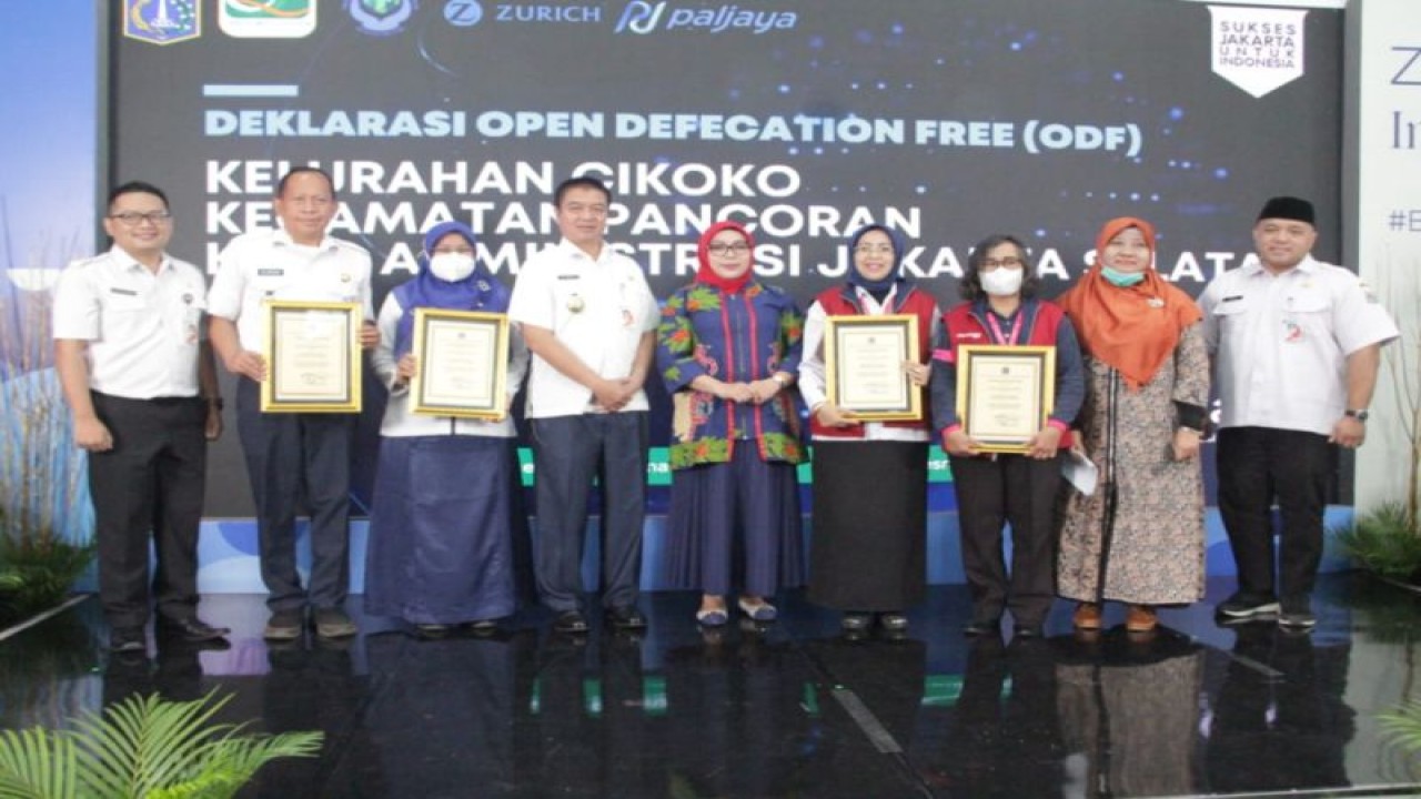 Pemkot Jaksel memastikan warga Kelurahan Cikoko tidak membuang air besar sembarangan melalui deklarasi Stop Buang Air Besar Sembarangan (Open Defecation Free/ODF), Jakarta, Rabu (25/1/2023). ANTARA/HO-Kominfotik Jakarta Selatan